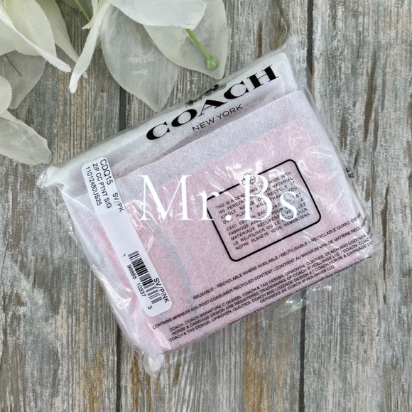 Coach Zip Card Case In Signature Leather With Heart Charm Wallet Bag - Picture 6 of 6